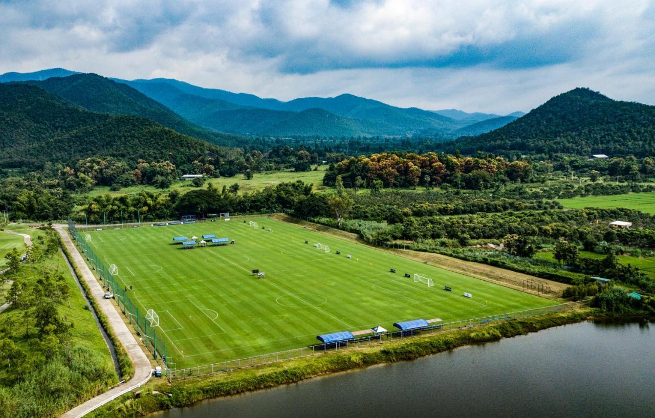 Alpine Golf Resort Chiang Mai Ban Huai Sai Nua Exteriör bild