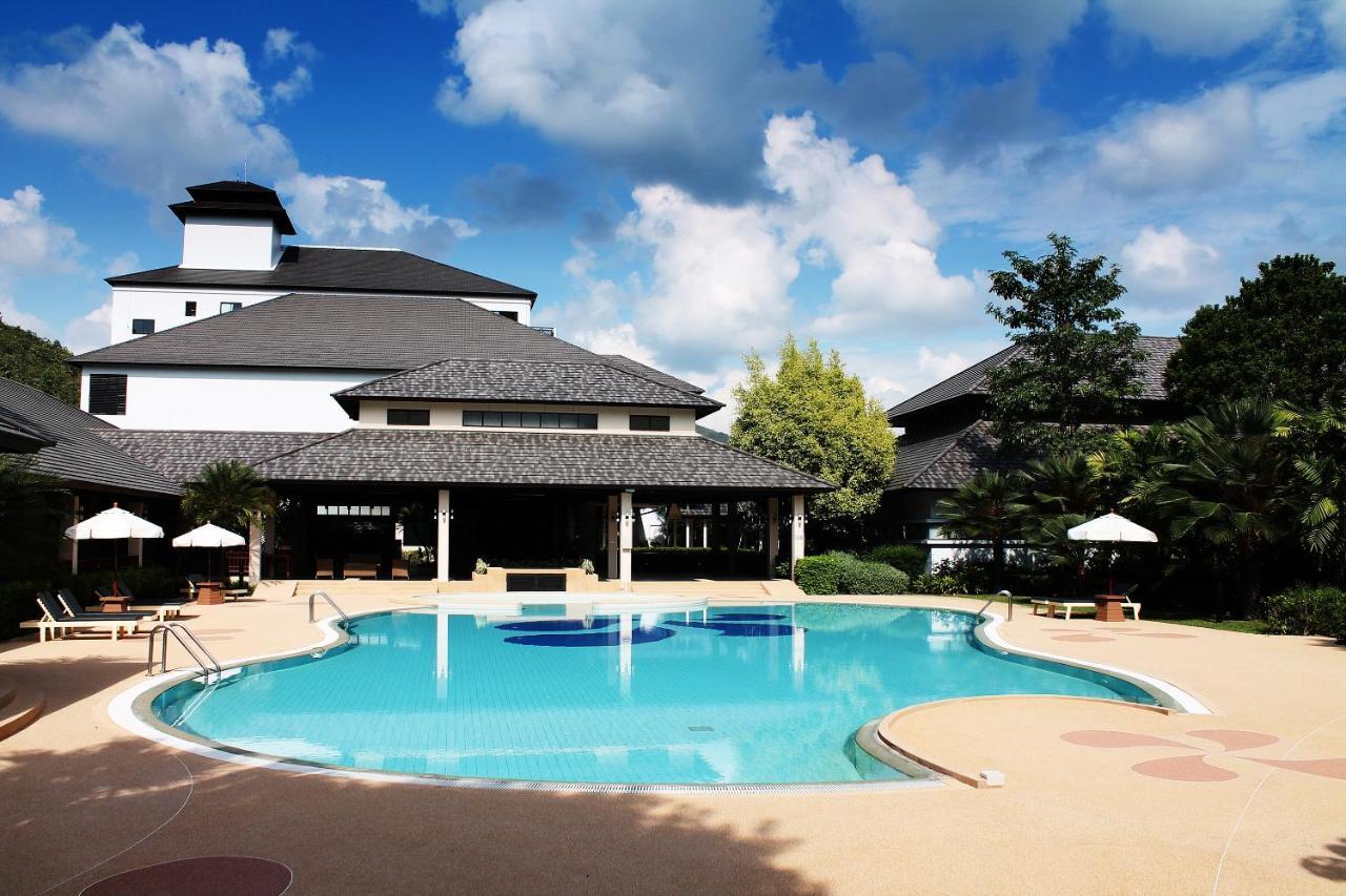 Alpine Golf Resort Chiang Mai Ban Huai Sai Nua Exteriör bild