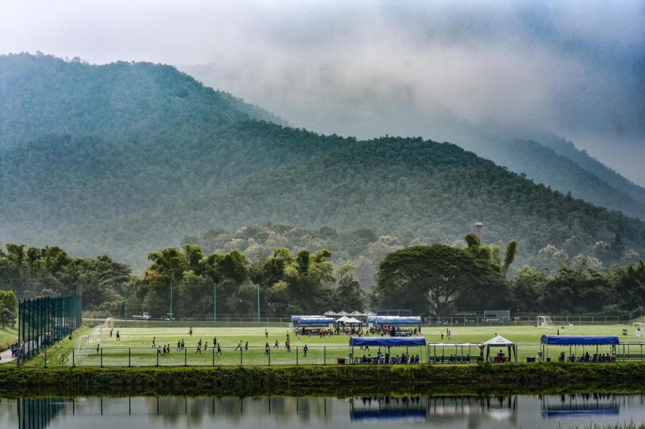 Alpine Golf Resort Chiang Mai Ban Huai Sai Nua Exteriör bild