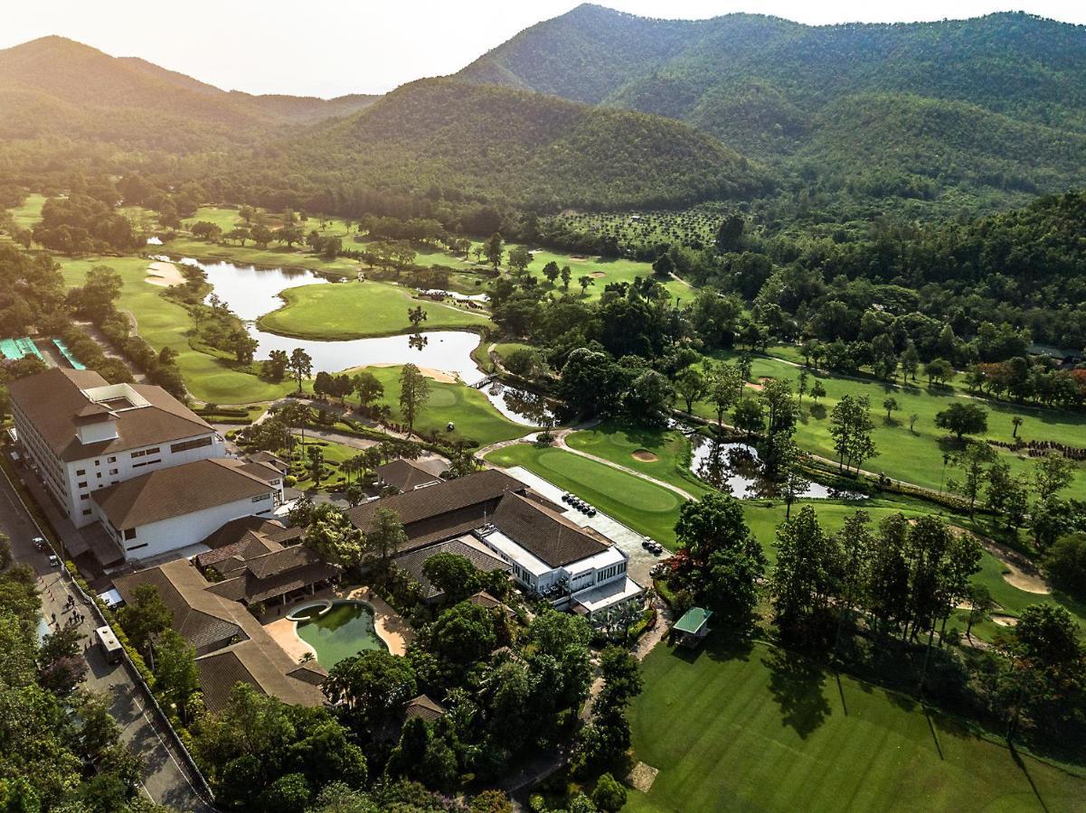 Alpine Golf Resort Chiang Mai Ban Huai Sai Nua Exteriör bild