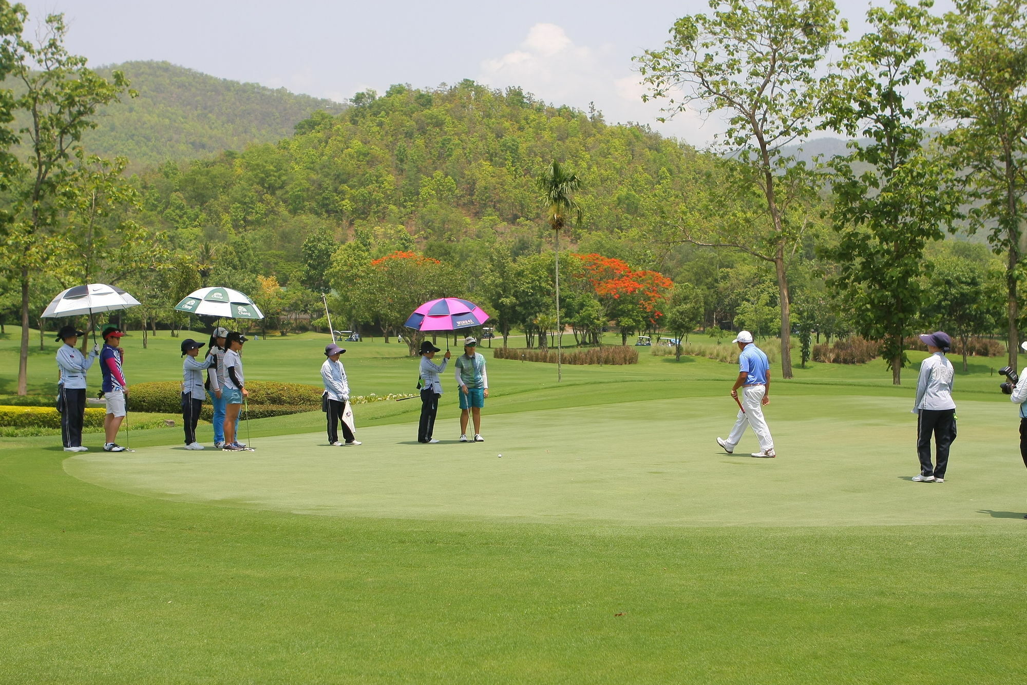 Alpine Golf Resort Chiang Mai Ban Huai Sai Nua Exteriör bild