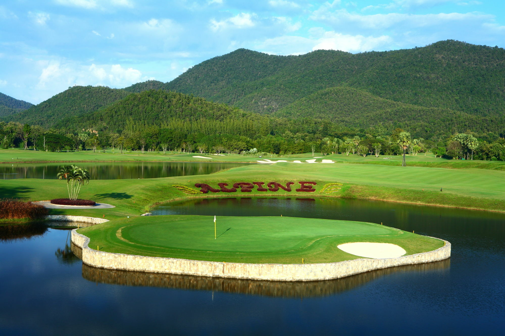 Alpine Golf Resort Chiang Mai Ban Huai Sai Nua Exteriör bild